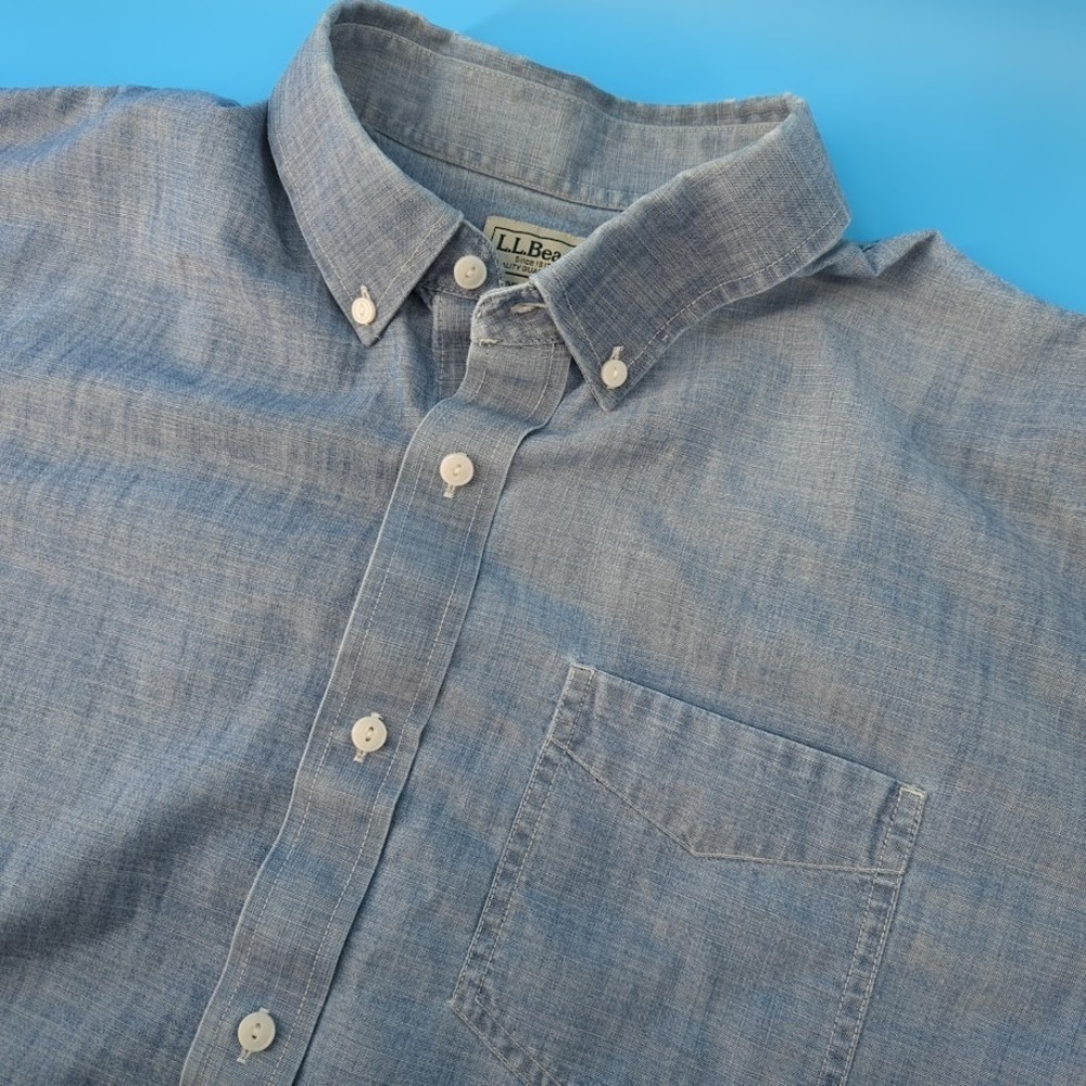 LL Bean Chambray Shirt Mens XL Traditional Fit Blue Button Down Cotton‎ Casual